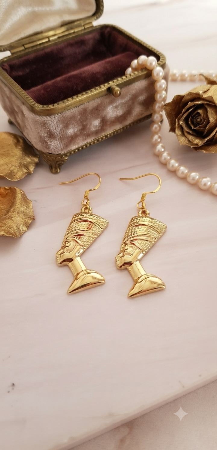 Boucles d'oreilles nefertiti acier création fait main