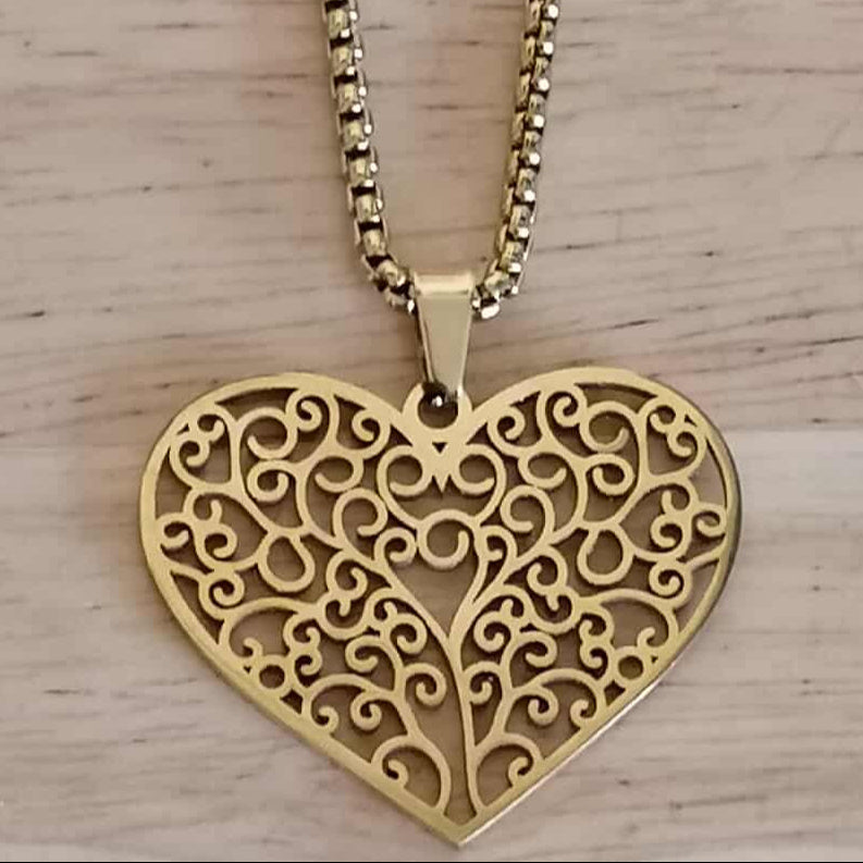 Collier Angela