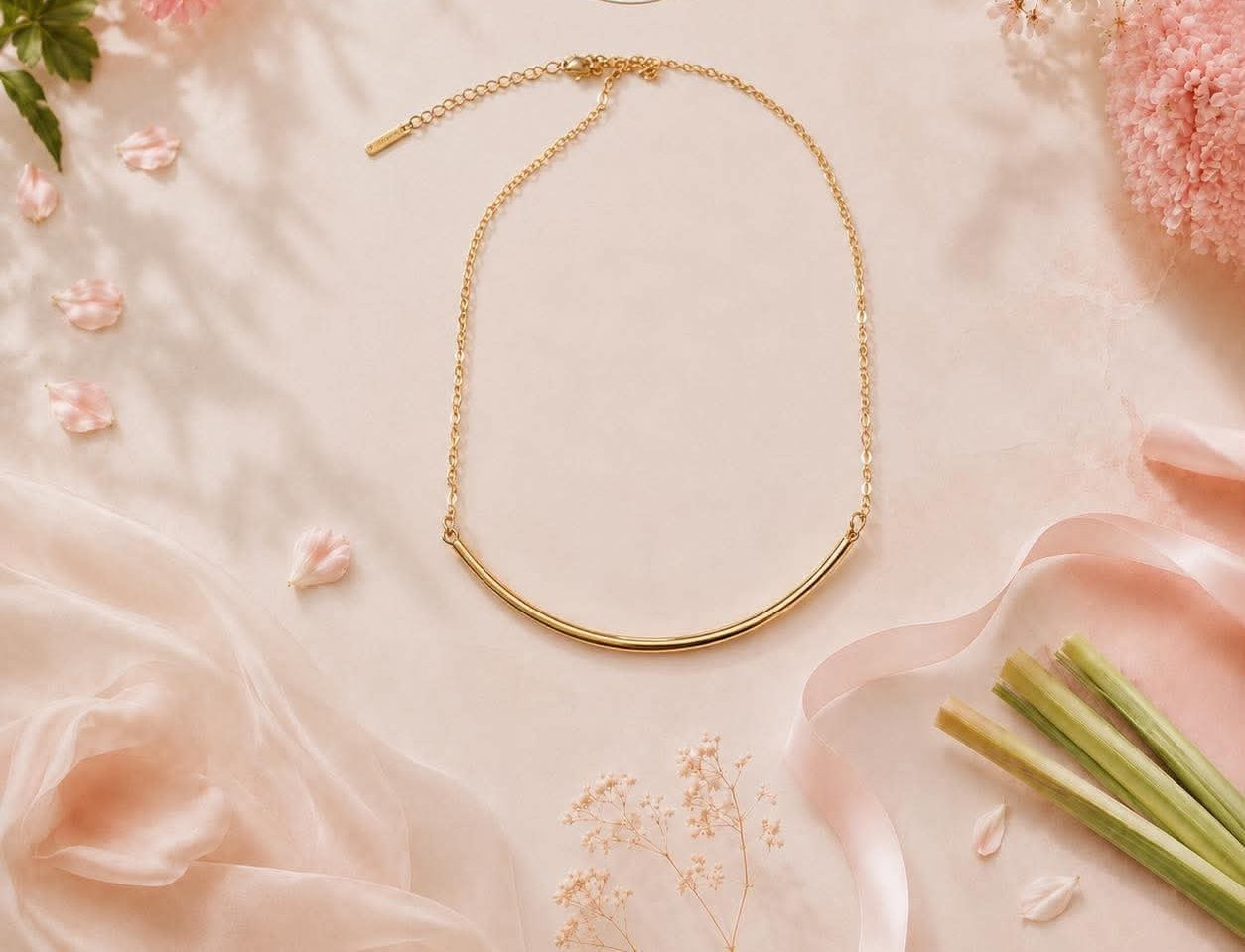 Collier Luna en alliage