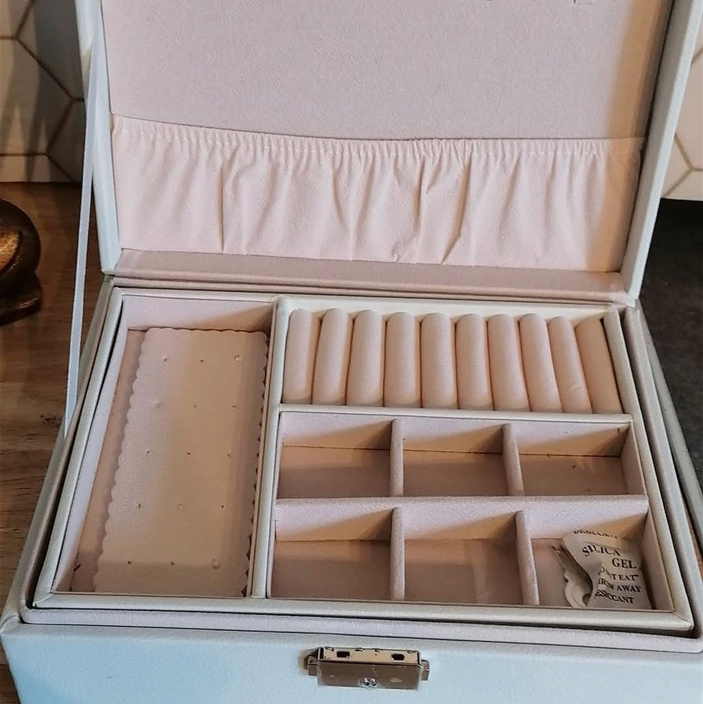 Boîte à bijoux