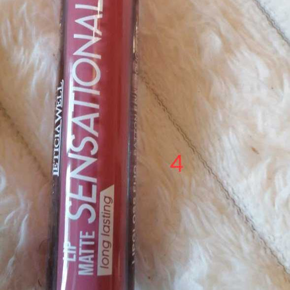 Rouge à lèvres n 4 tenue 24h