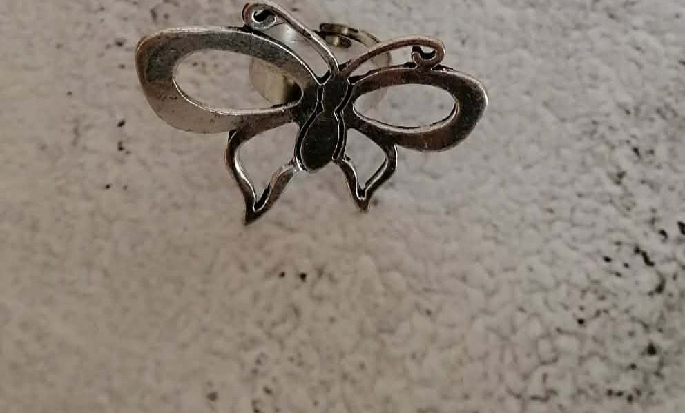 Bague Kelly femme alliage