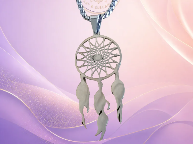Collier Mathias